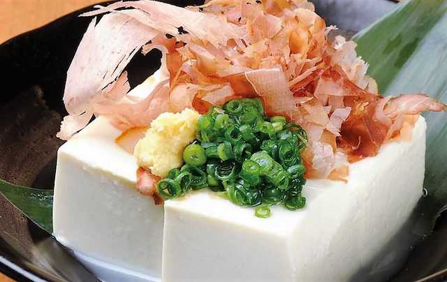 Hiya Yakko Chilled Tōfu with Condiments + Umami Essence